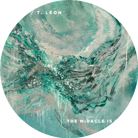T. Léon