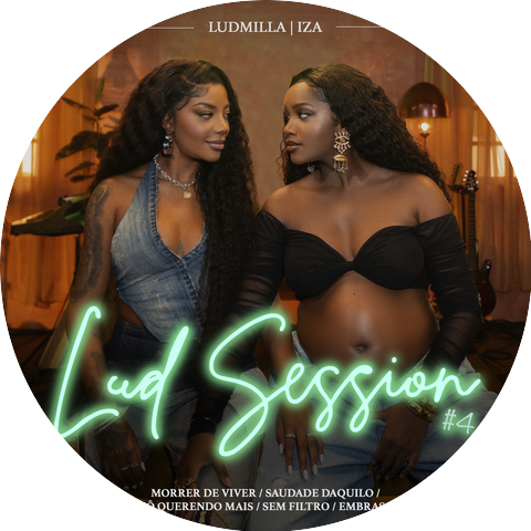 LUDMILLA & IZA