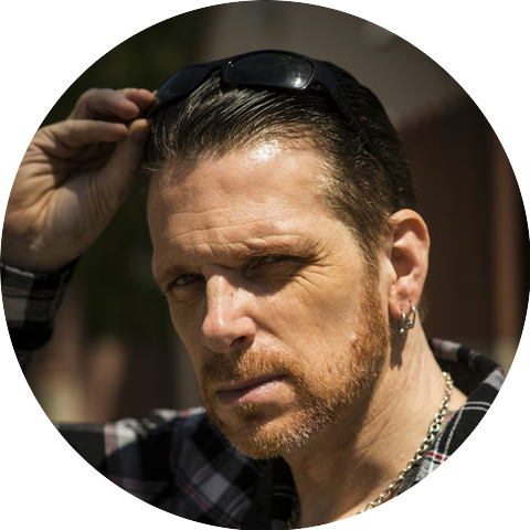 Ricky Warwick