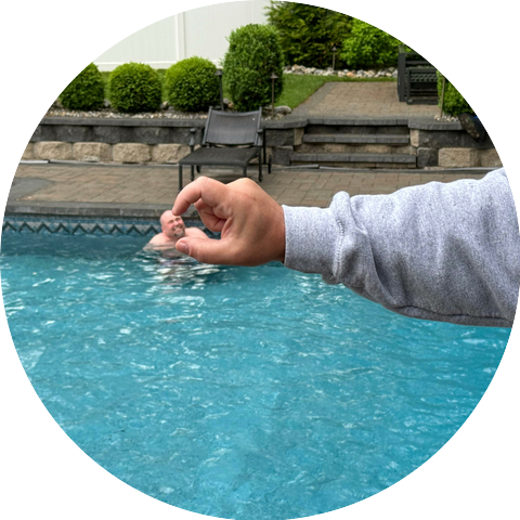 Elliot and the Pool