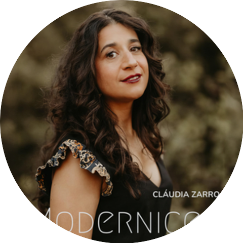 Cláudia Zarro