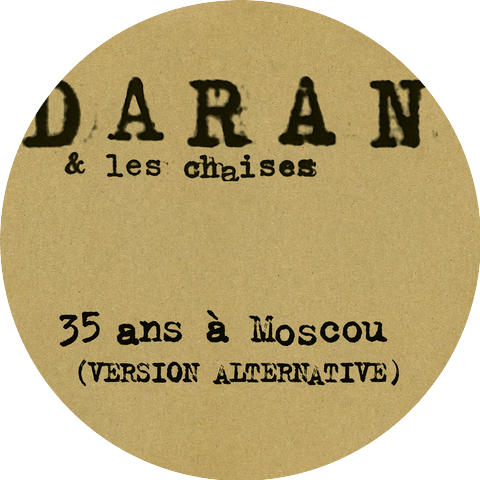 Daran et les chaises