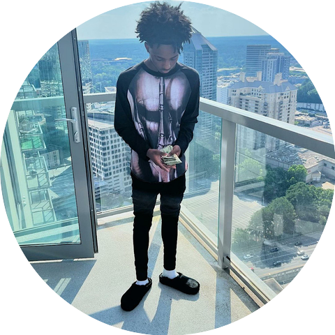 Chris Finesse Exclusives & Pradabagshawty, New Age Music
