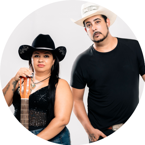 Vanessa Moraes e Abmael vallim