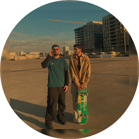 Tobe תובי & Evya Zadok