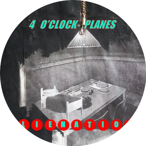 4 O'Clock Planes