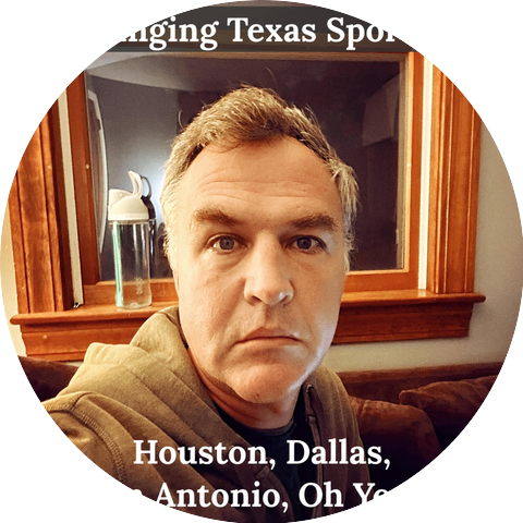 The Singing Texas Sports Fan