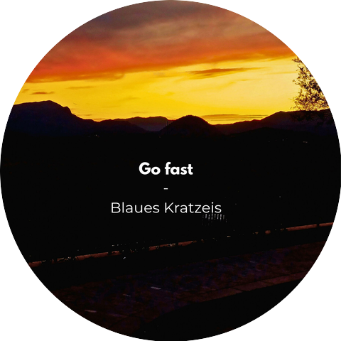 Blaues Kratzeis