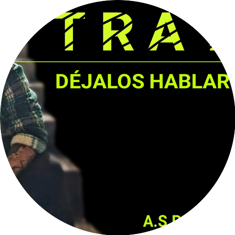 T R A Y