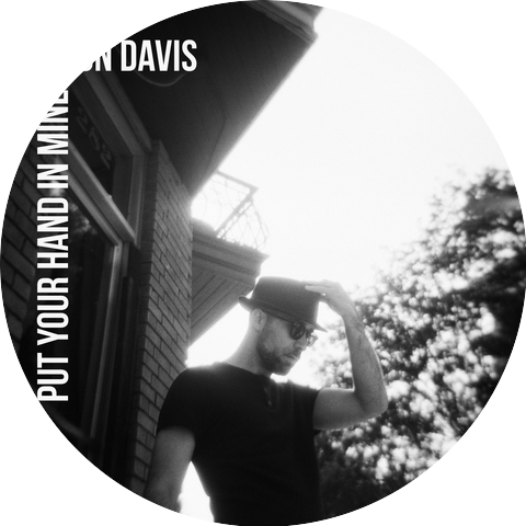 Moon Davis