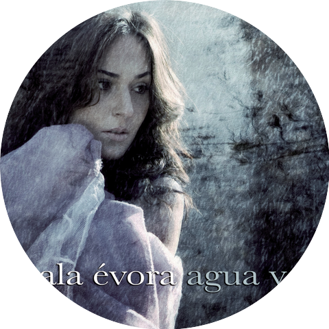 Gala Evora
