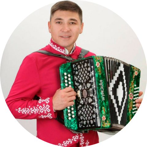 Михаил Веселов