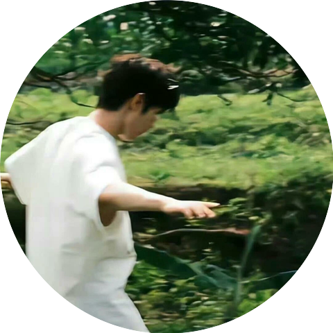 苏亦洋ᝰ෴ ۣ