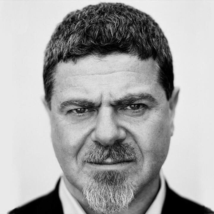 Gustavo Santaolalla