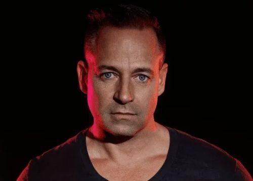Tom Novy vs. Jean Claude Ades