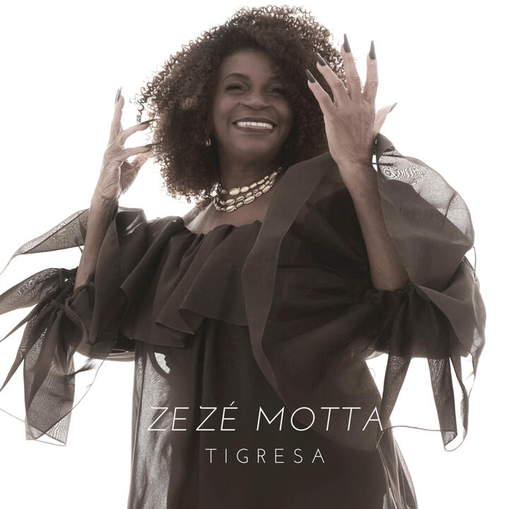 Zezé Motta