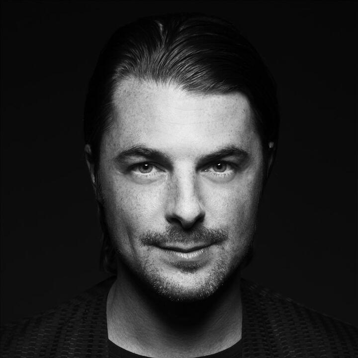 Axwell