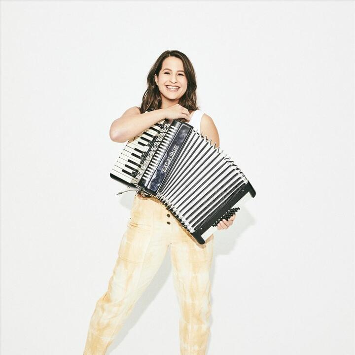 Shaina Taub