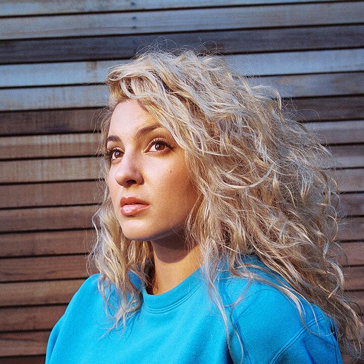 Tori Kelly