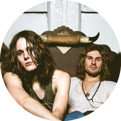 Tyler Bryant & the Shakedown