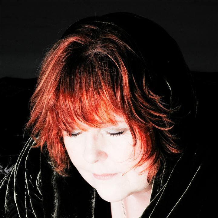 Maggie Reilly