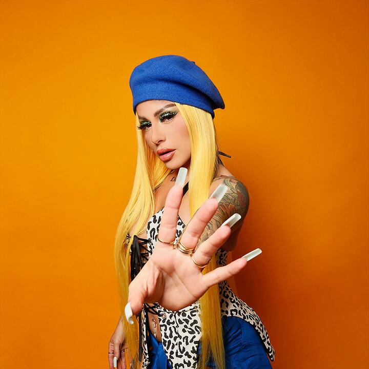 Tay-Money