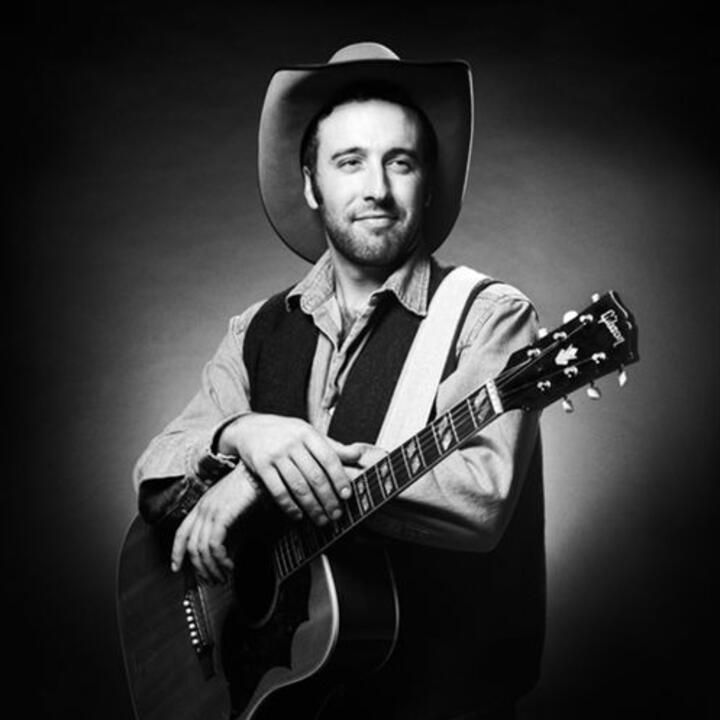 Luke Bell
