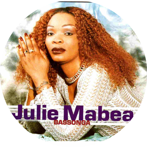 Julie Mabéa