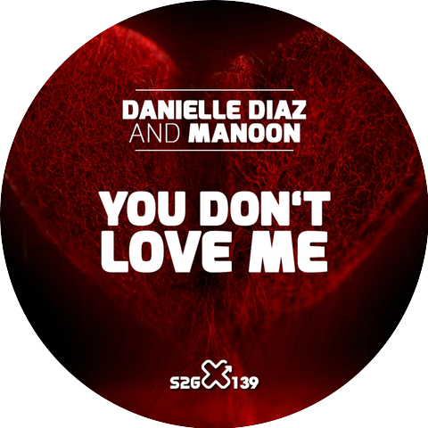 Danielle Diaz, Manoon