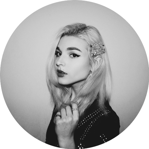 Caroline Dare