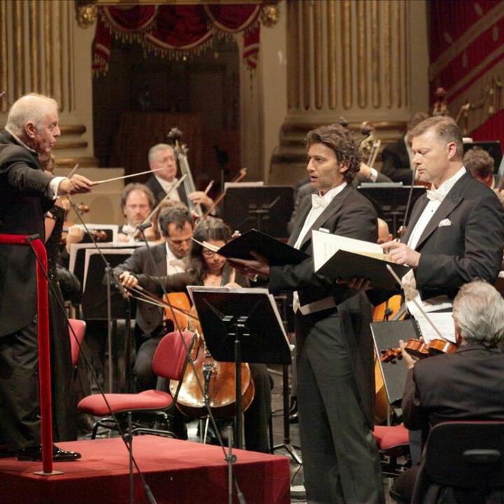 Daniel Barenboim & West-Eastern Divan Orchestra