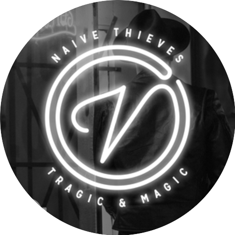 Naive Thieves