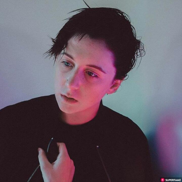 ♫ Trevor Moran | iHeart