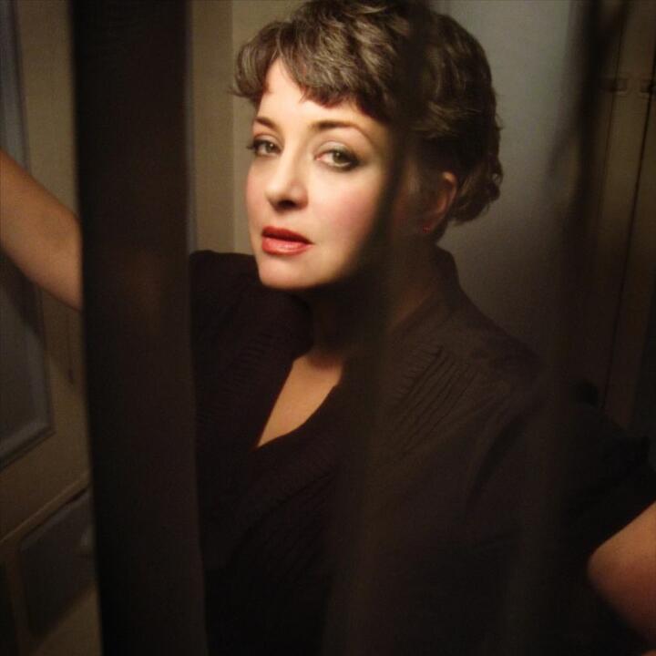 Kelly Hogan