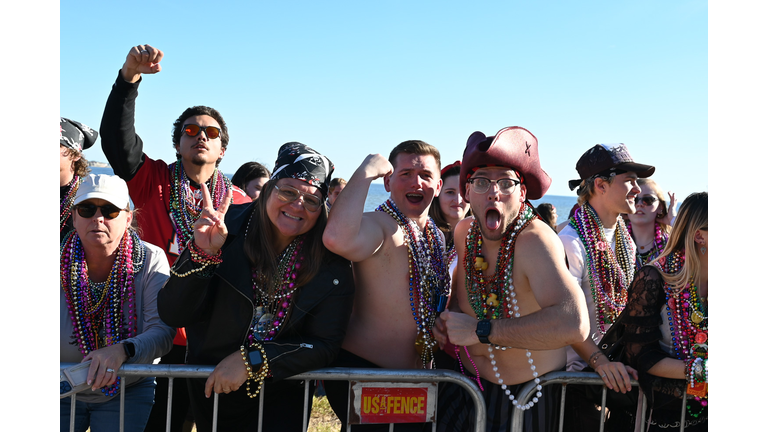 Gasparilla 2025 Happy Faces & beads! 