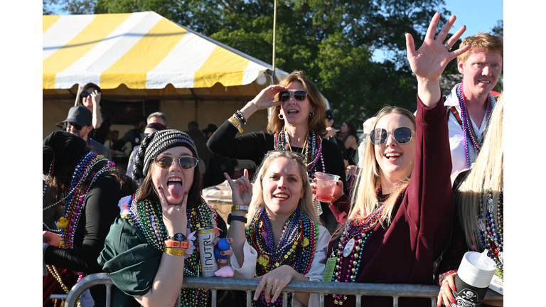 Gasparilla 2025 Happy Faces & beads! 