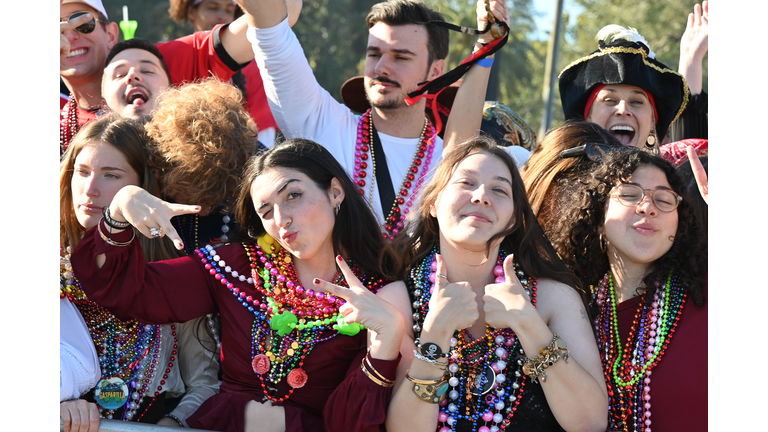 Gasparilla 2025 Happy Faces & beads! 