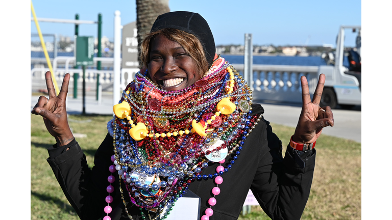 Gasparilla 2025 Happy Faces & beads! 