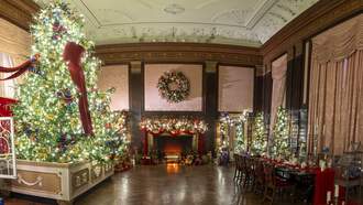 Holiday - A Longwood Christmas 