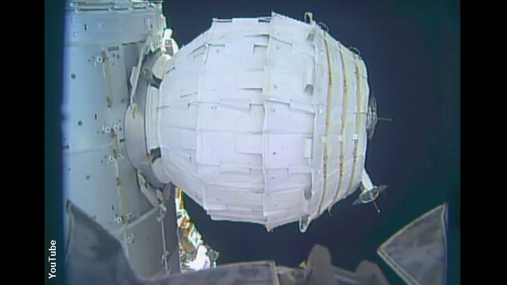 Video: ISS Installs Inflatable 'Guest Room'