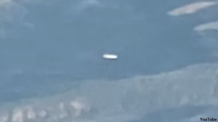 Watch: Pilot Films Odd UFO Over Utah