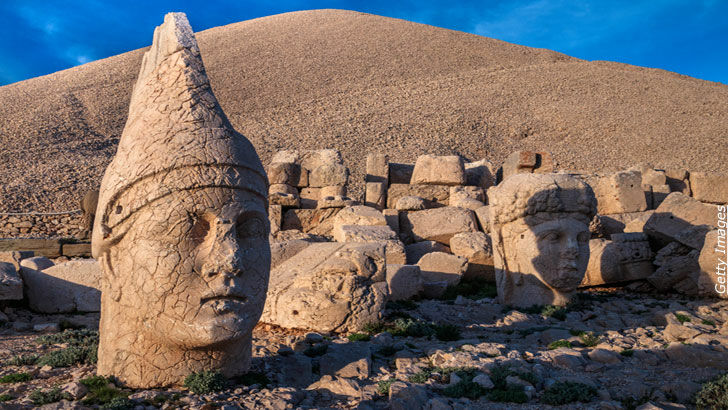 Fake News/ Archaeological Mysteries