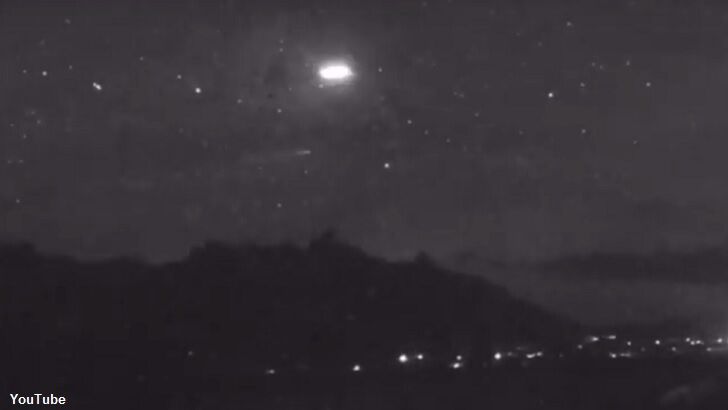 Watch: Weird UFO Spotted in Wyoming