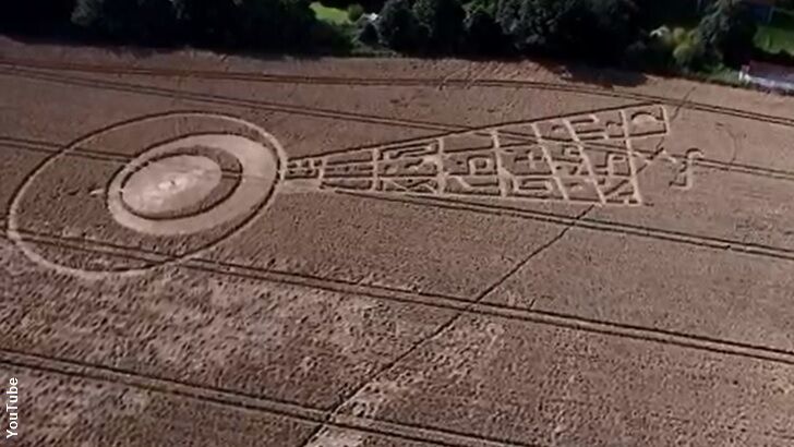 'Coded' Crop Circle Appears in UK