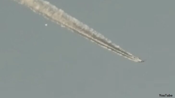 Watch: Colorado Man's Concern About Chemtrails Leads to Odd UFO Sighting