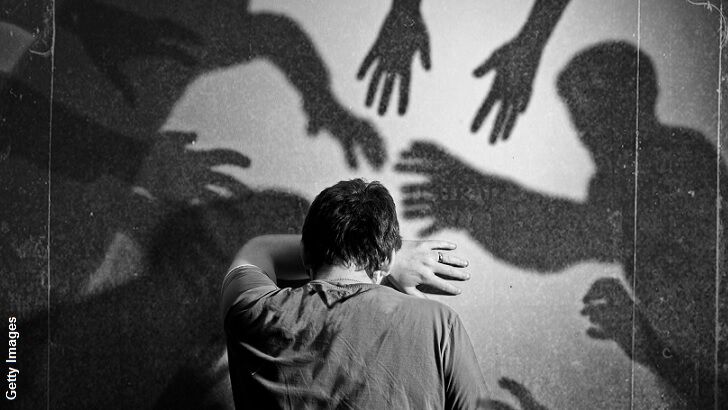 Pub in England Claims to Have 14 Ghosts!