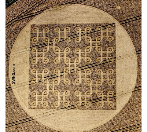 'Endless Knot' Crop Circle