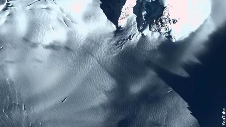 Anomaly Hunters Spot 'Crashed UFO' Near Antarctica
