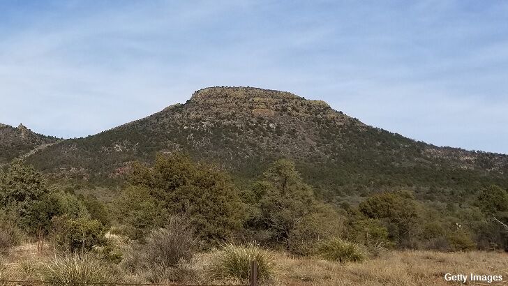 Pair of Mystery Booms Heard in Arizona