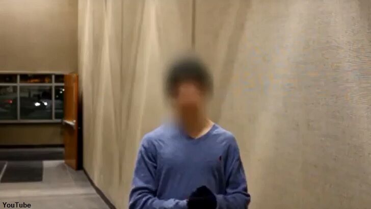 'Time Traveler' Claims He Watched Dinosaurs in the Distant Past